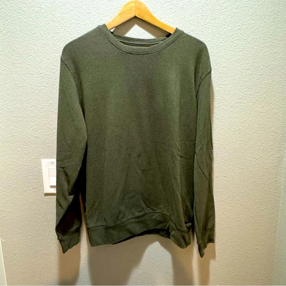 Men’s large sweatshirt pullover